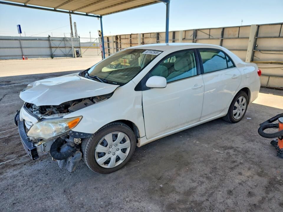 2013 TOYOTA Corolla