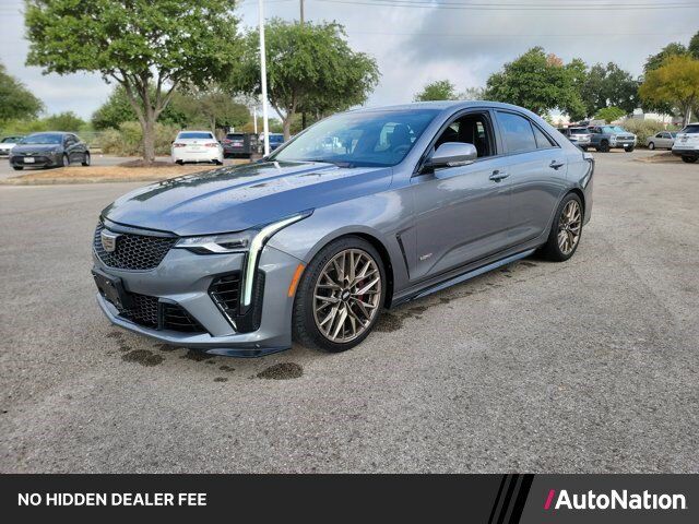 2022 CADILLAC CT4