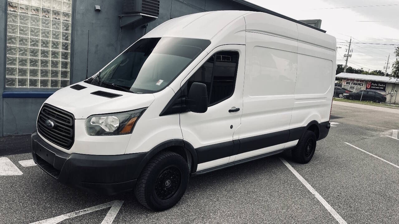 2017 FORD Transit