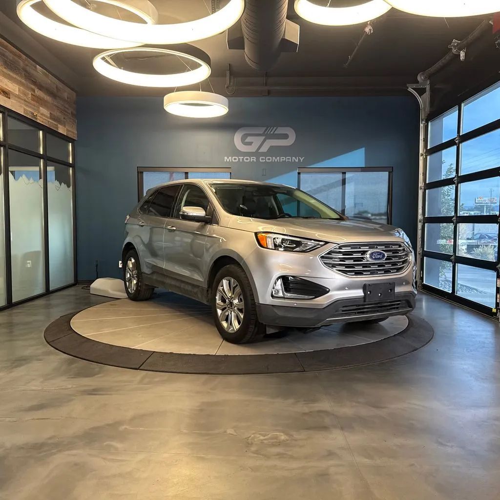 2024 FORD Edge