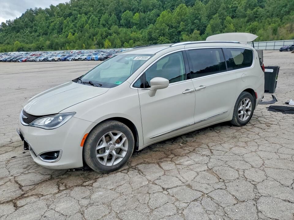 2019 CHRYSLER Pacifica