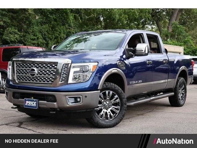 2016 NISSAN Titan