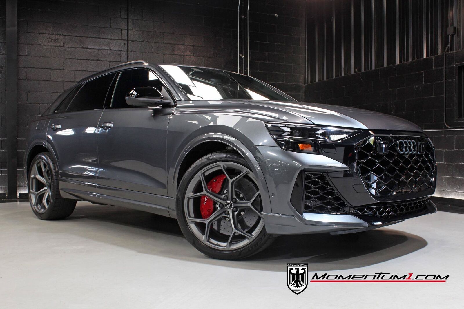 2025 AUDI RS Q8