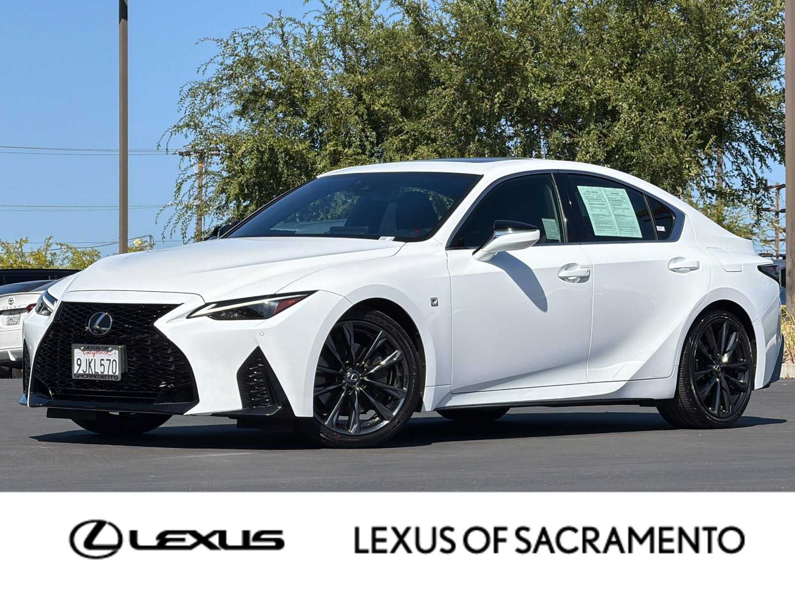 2023 LEXUS IS