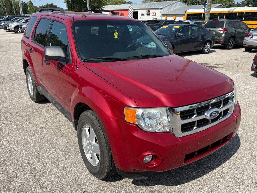 2010 FORD Escape