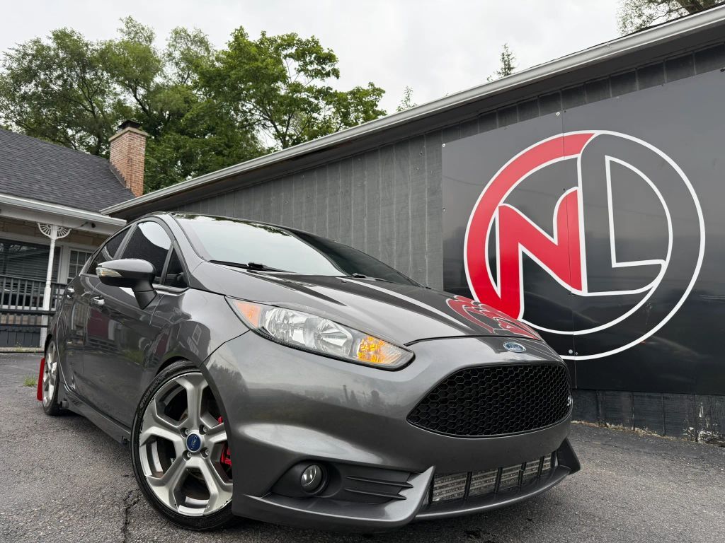 2016 FORD Fiesta