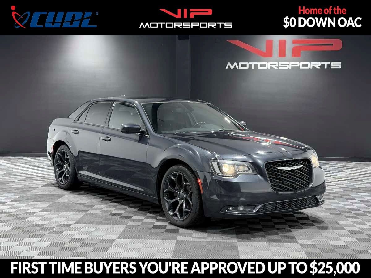 2019 CHRYSLER 300