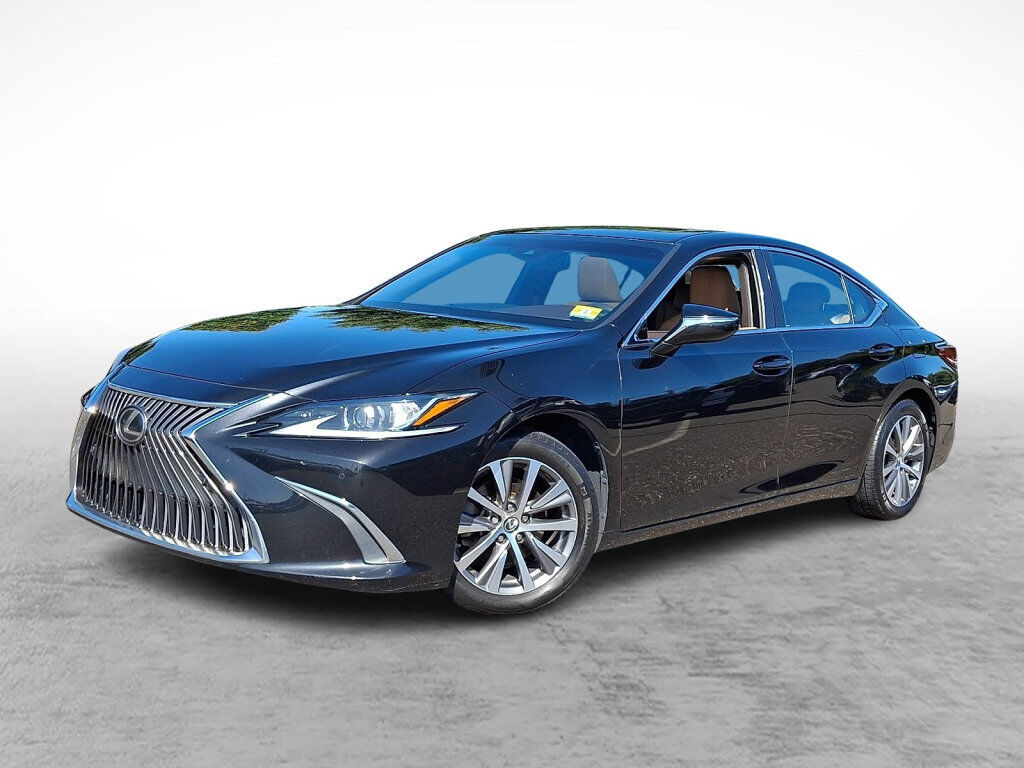 2019 LEXUS ES