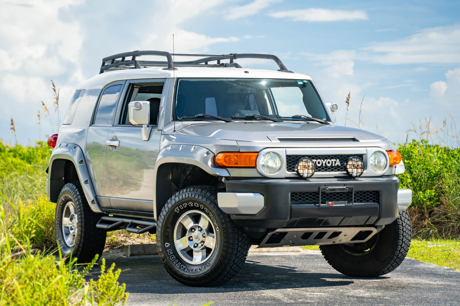 2009 TOYOTA FJ Cruiser