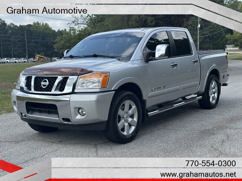 2015 NISSAN Titan