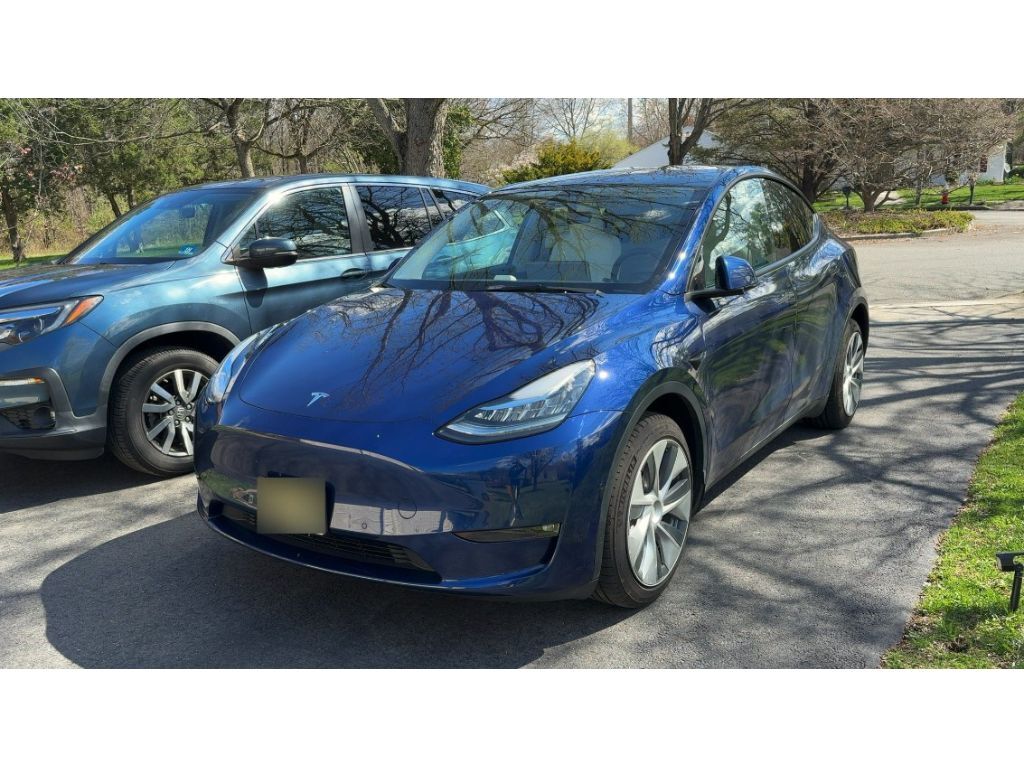 2022 TESLA Model Y