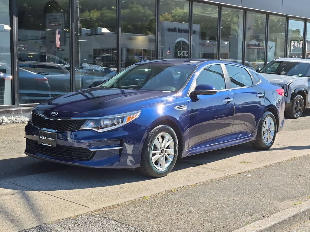 2017 KIA Optima
