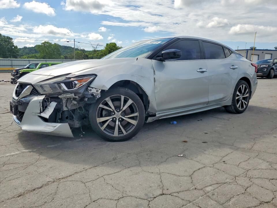 2017 NISSAN Maxima