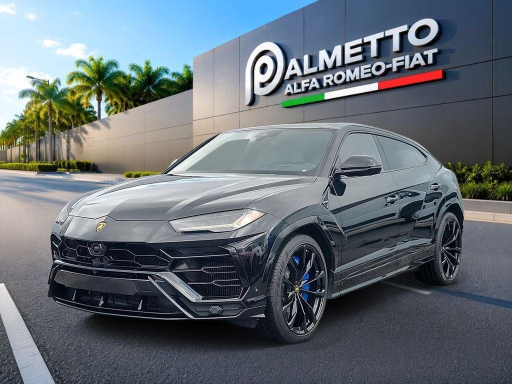 2019 LAMBORGHINI URUS