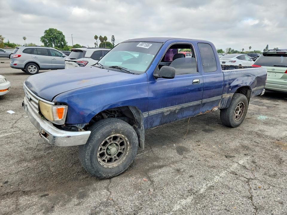 1995 TOYOTA T100