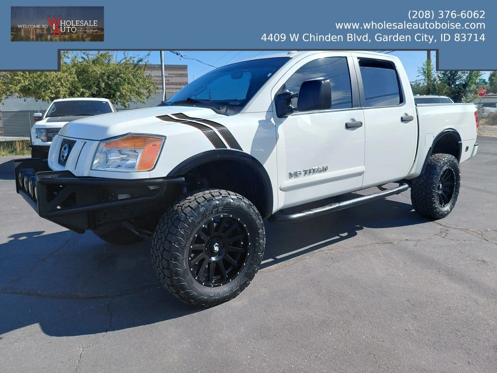 2015 NISSAN Titan