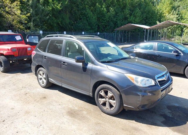 2014 SUBARU Forester