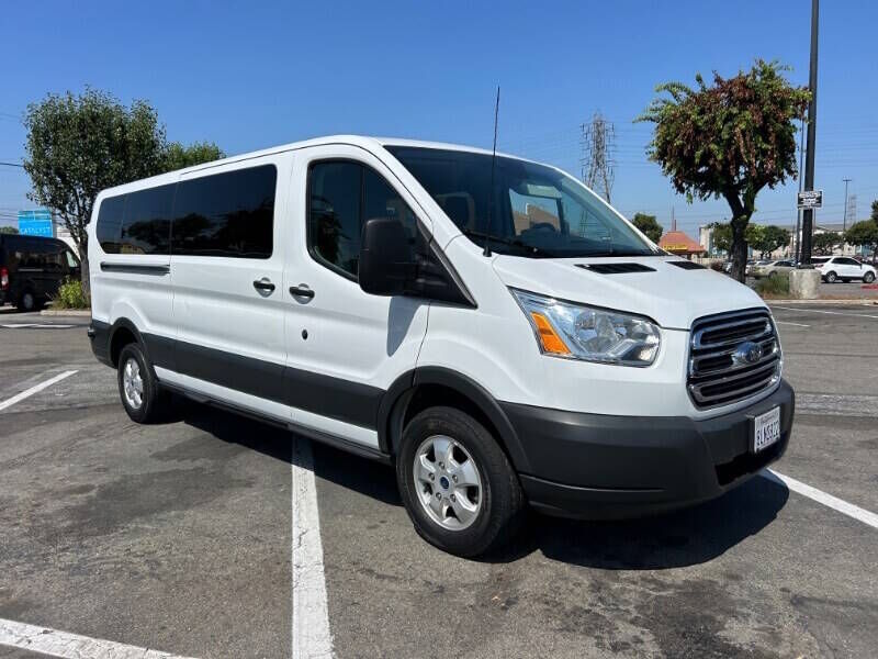 2017 FORD Transit