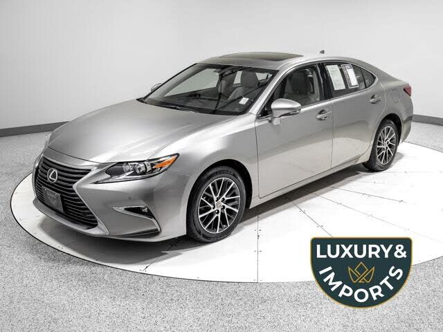 2016 LEXUS ES