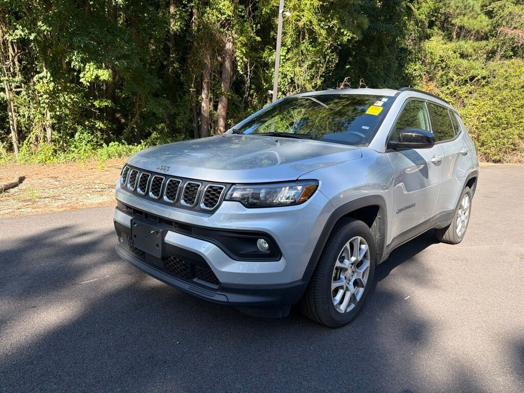 2024 JEEP Compass