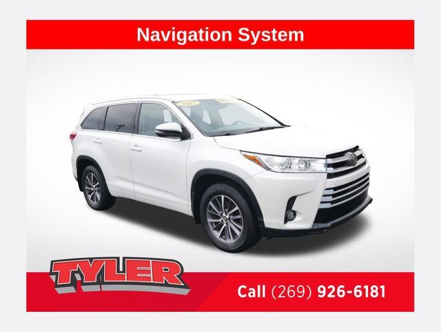 2017 TOYOTA Highlander
