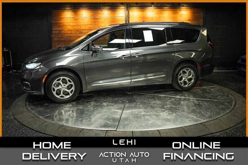 2022 CHRYSLER Pacifica