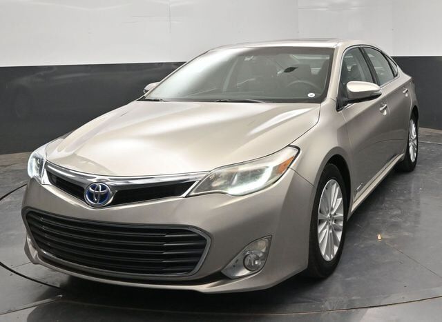 2013 TOYOTA Avalon