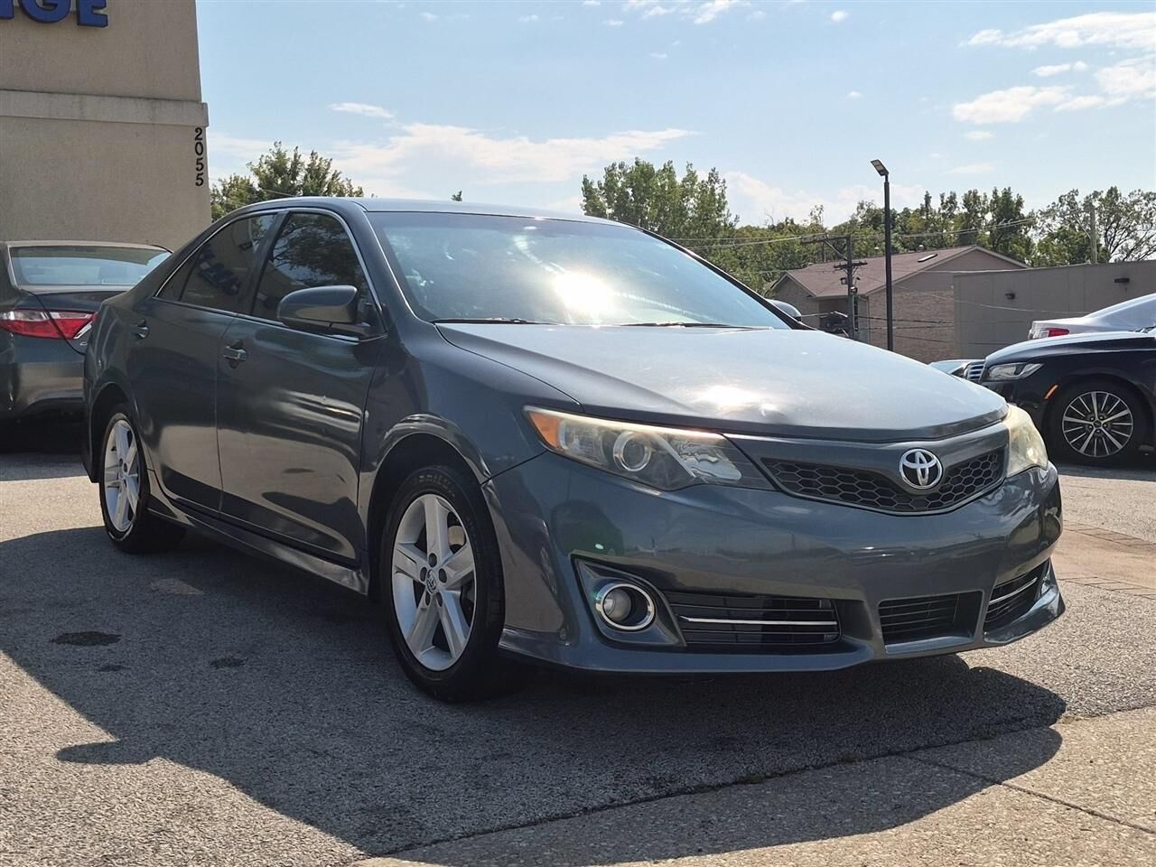 2014 TOYOTA Camry