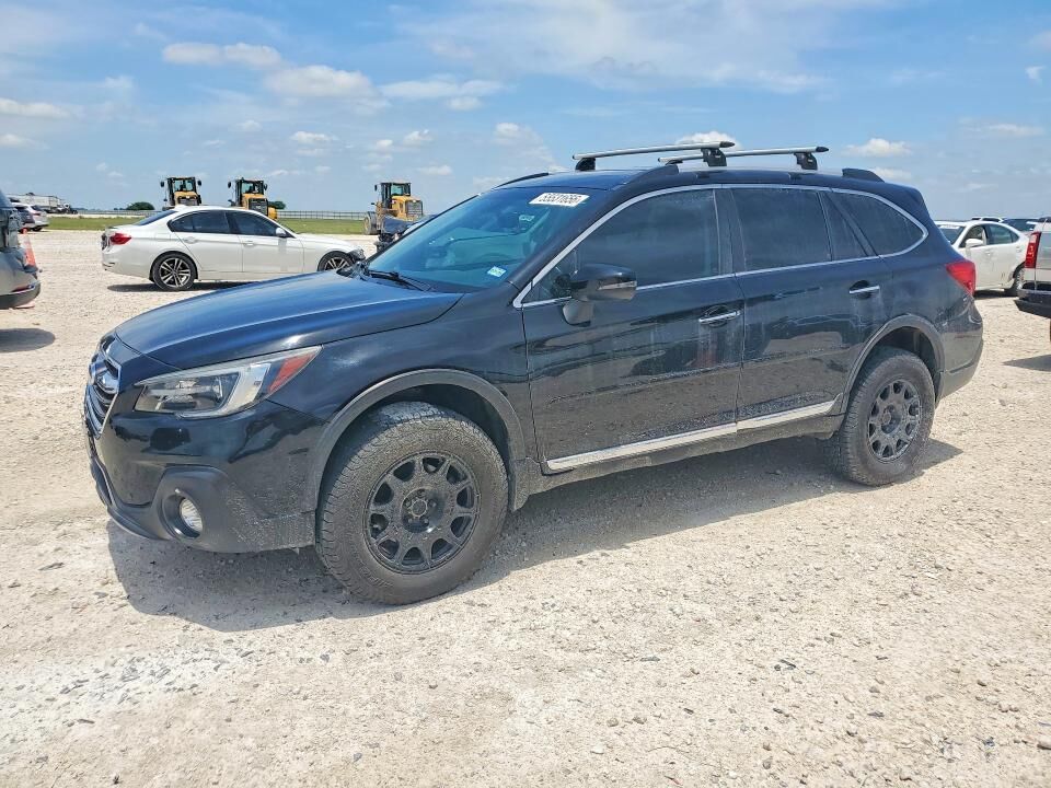 2018 SUBARU Outback
