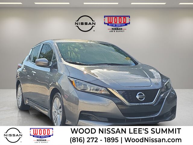 2022 NISSAN Leaf