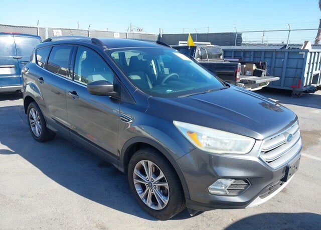 2017 FORD Escape