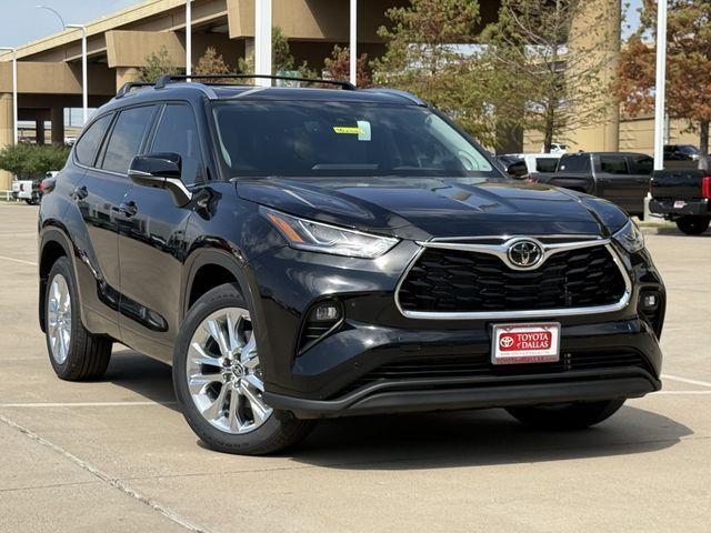 2026 TOYOTA Highlander