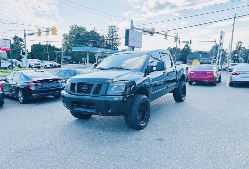 2013 NISSAN Titan