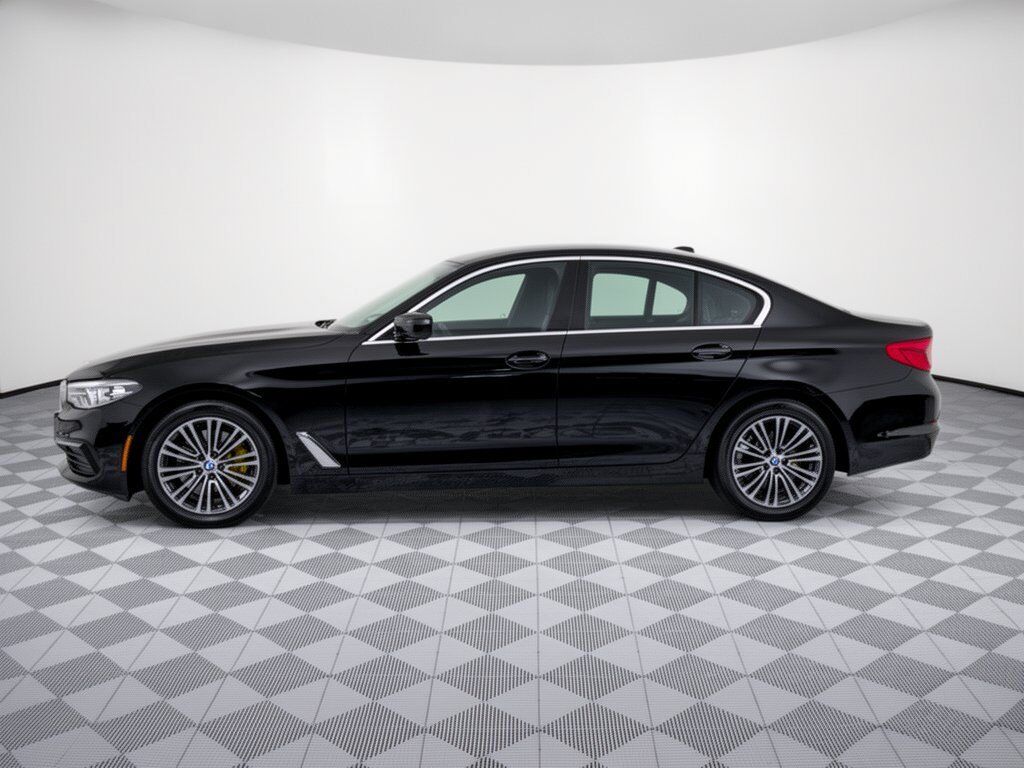 2020 BMW 530i