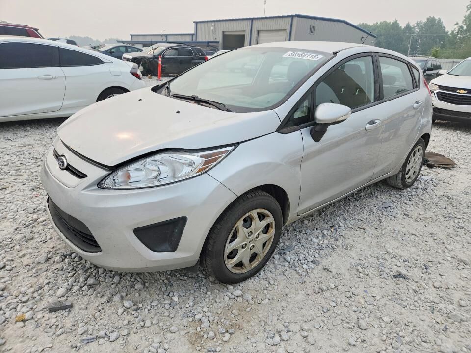 2013 FORD Fiesta