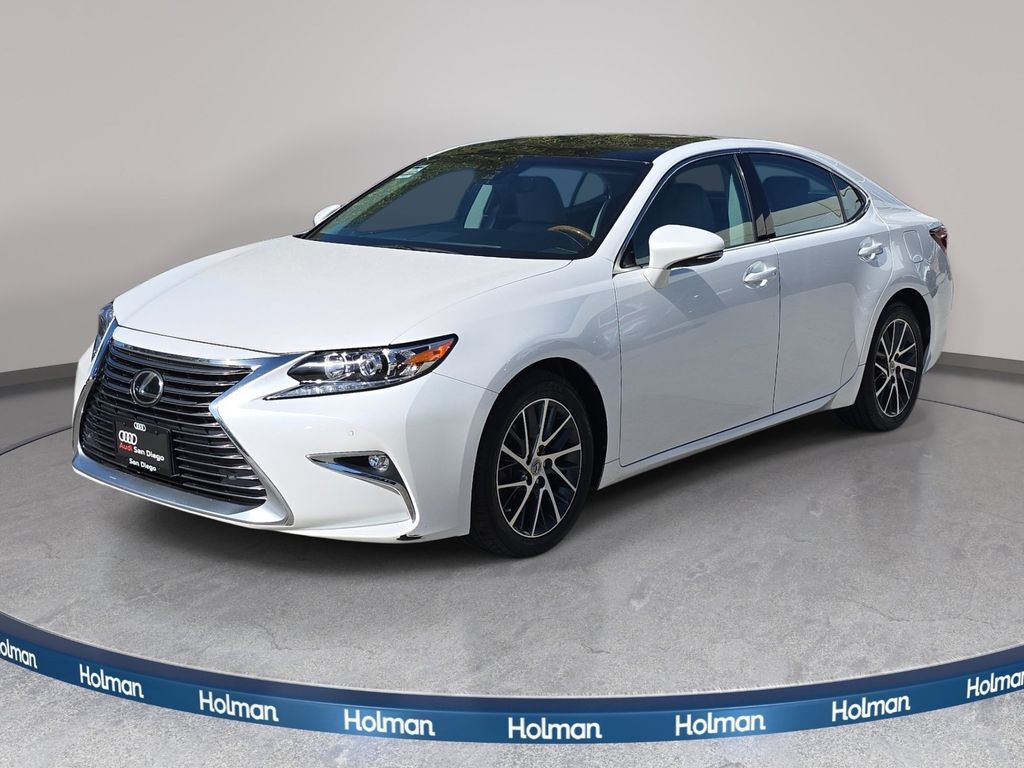 2016 LEXUS ES