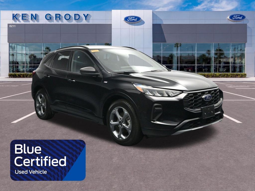 2024 FORD Escape