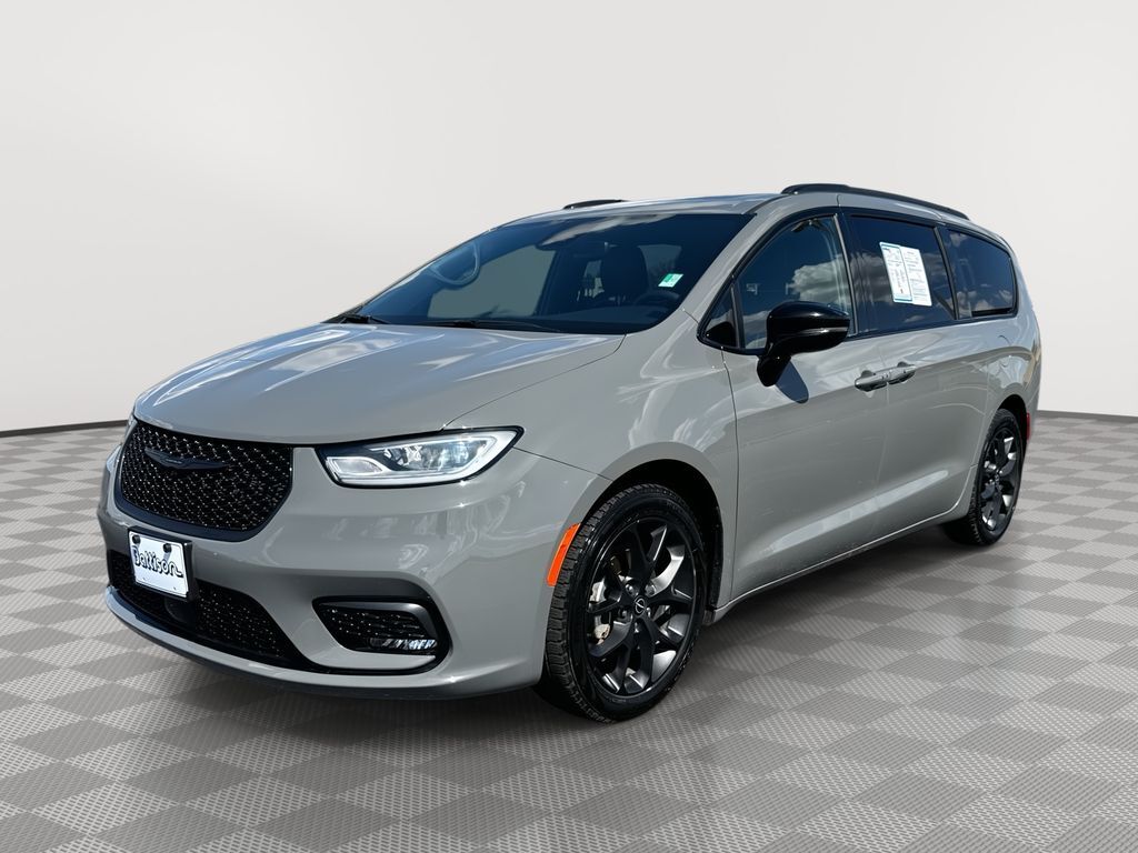 2025 CHRYSLER Pacifica