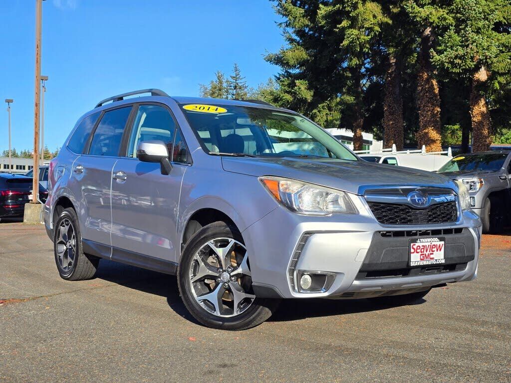 2014 SUBARU Forester