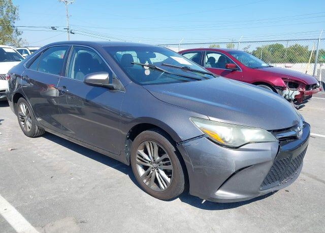 2017 TOYOTA Camry