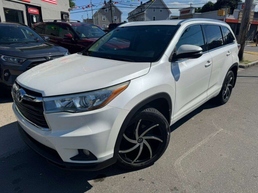 2016 TOYOTA Highlander