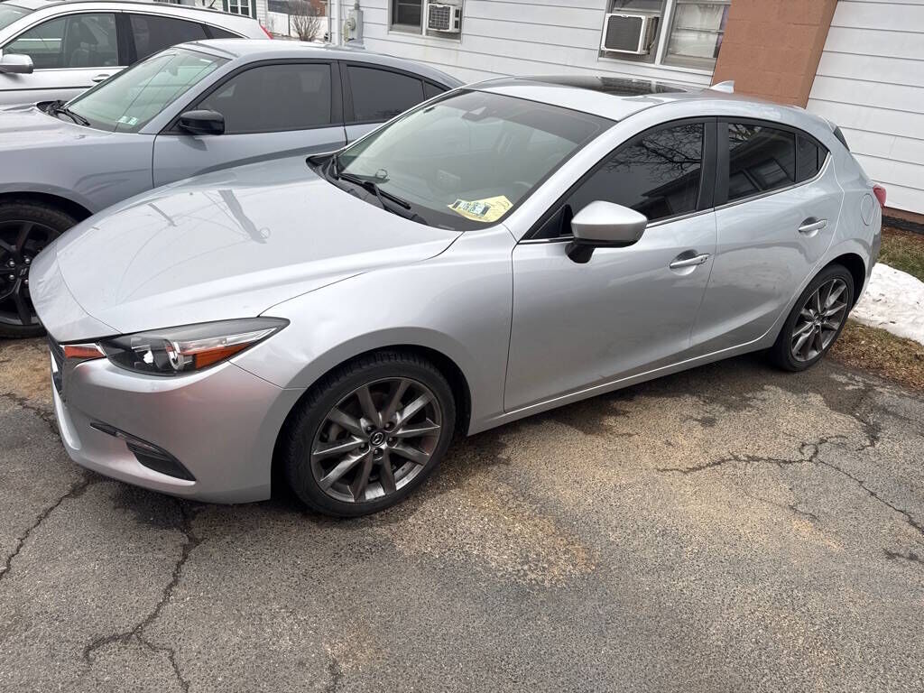 2018 MAZDA Mazda3