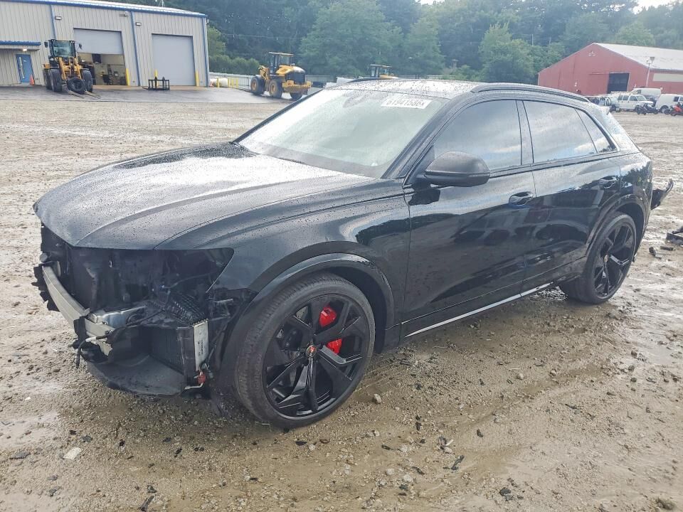 2021 AUDI RS Q8