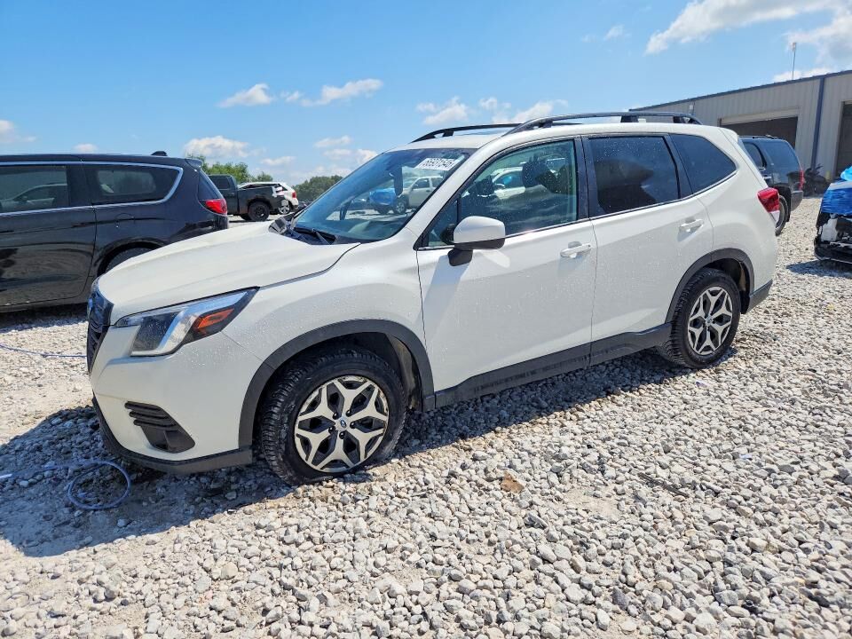 2022 SUBARU Forester