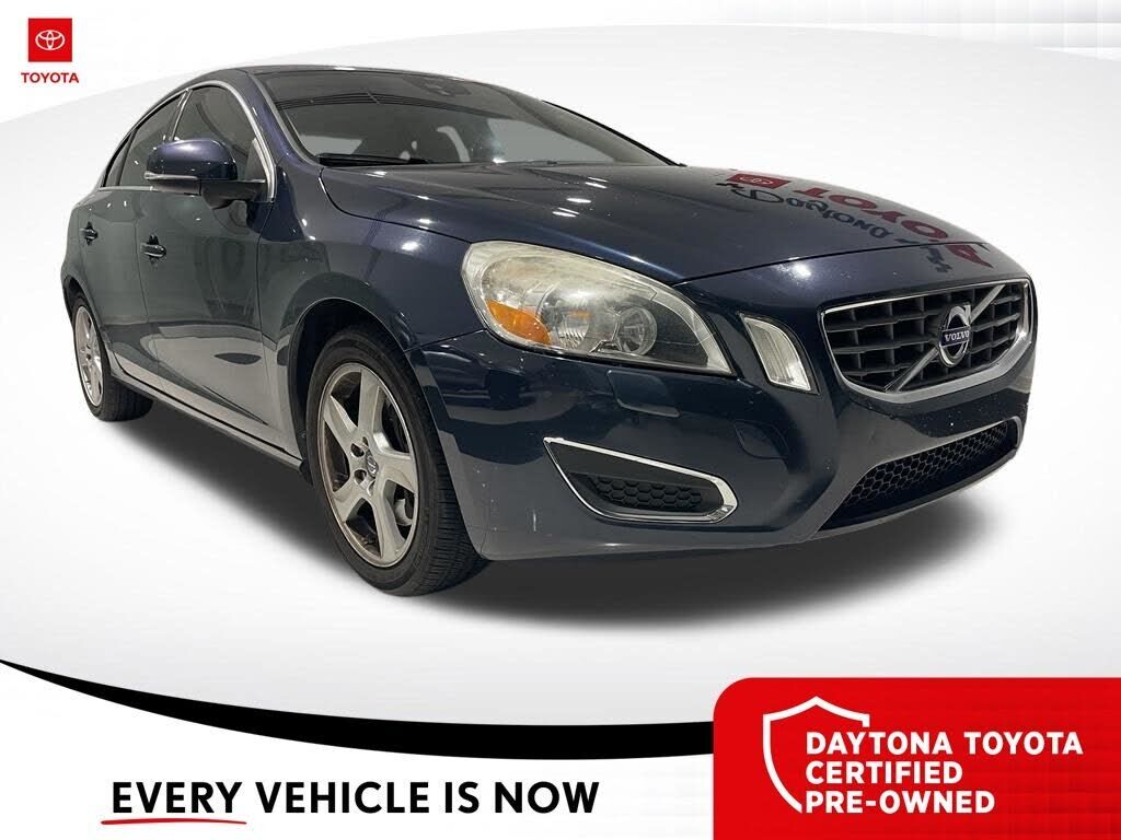 2013 VOLVO S60