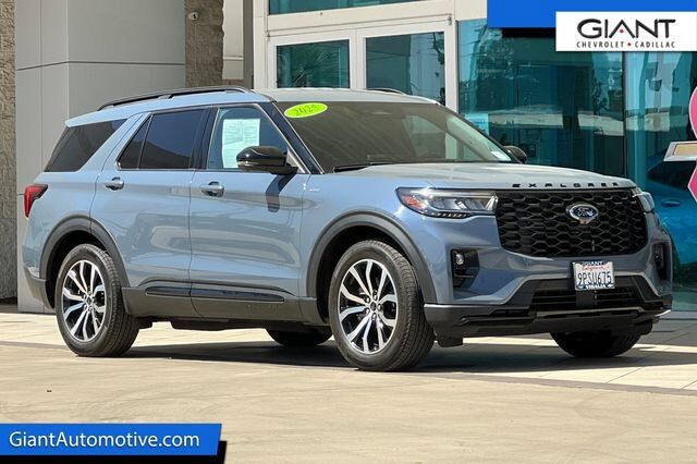 2025 FORD Explorer
