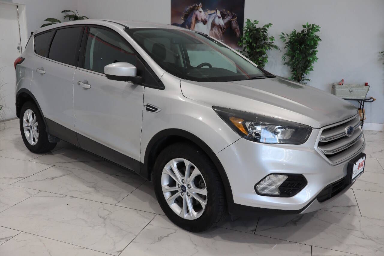 2019 FORD Escape