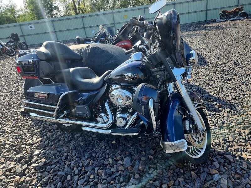 2012 HARLEY DAVIDSON Electra Glide Ultra Classic 103