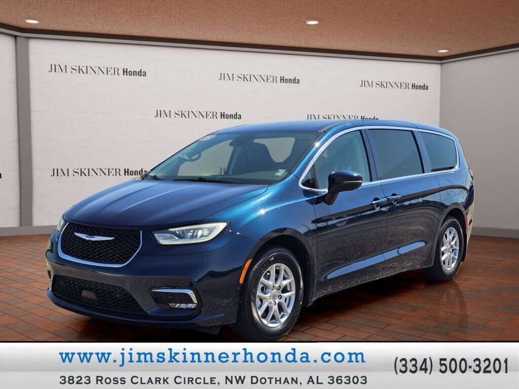2023 CHRYSLER Pacifica