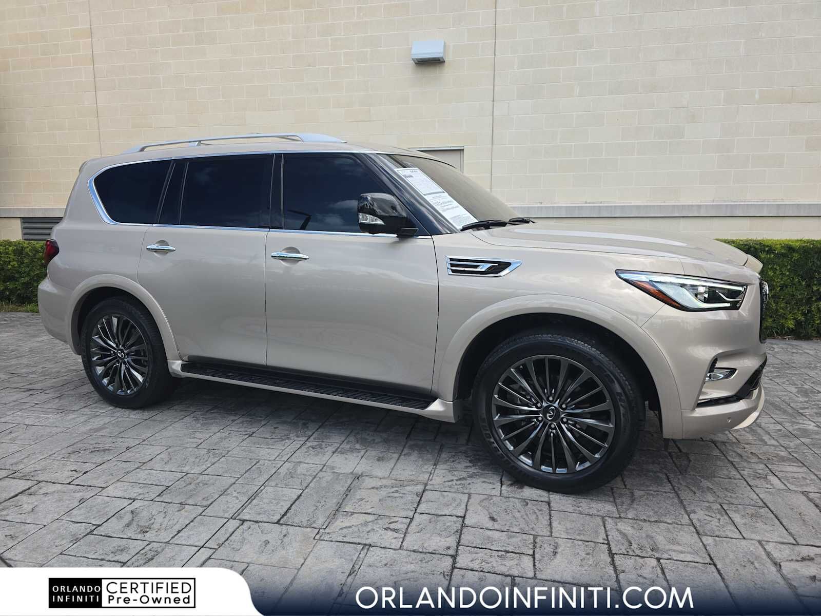 2023 INFINITI QX80